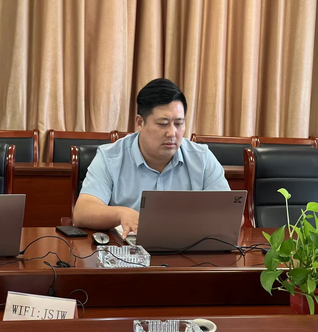 1755244171621895.jpg 4.jpg